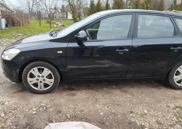 Kia Ceed cena 13200 przebieg: 253047, rok produkcji 2009 z Pieńsk małe 29